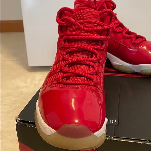 Nike Air Jordan 11 Retro men’s 10 - Picture 2 of 16